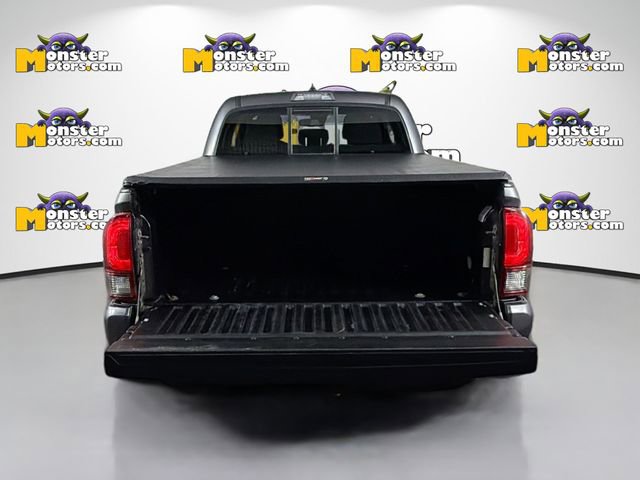 Used 2020 Toyota Tacoma TRD Sport AWD/4WD image 25