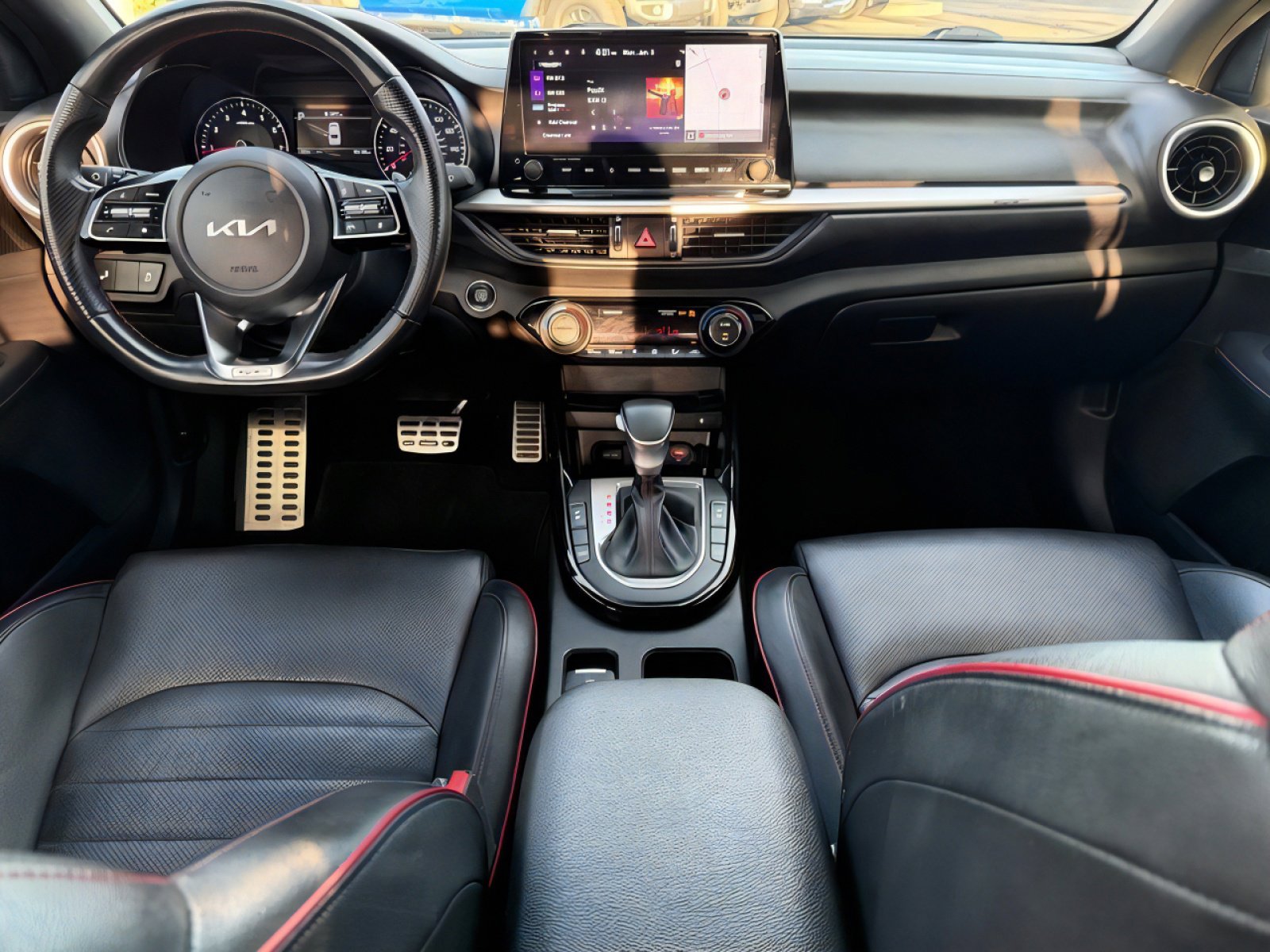 Used 2023 Kia Forte GT w/ GT2 Package image 18