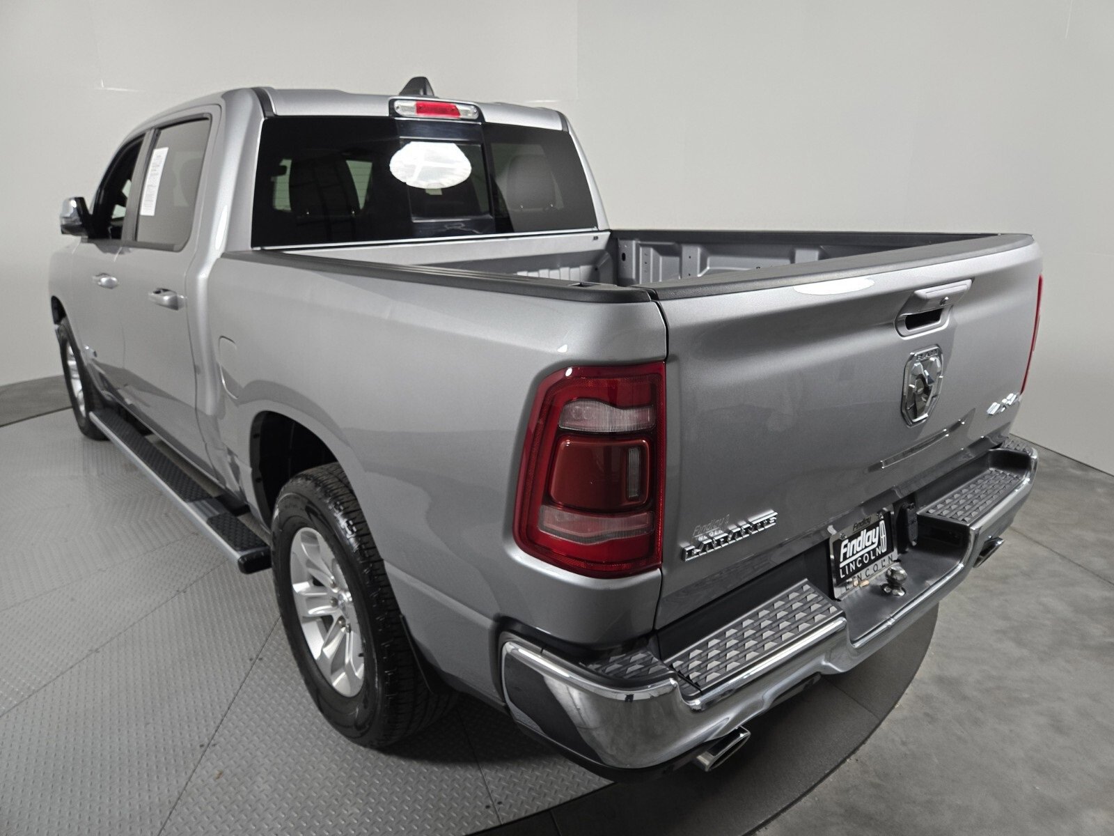 Used 2024 RAM 1500 Laramie image 6