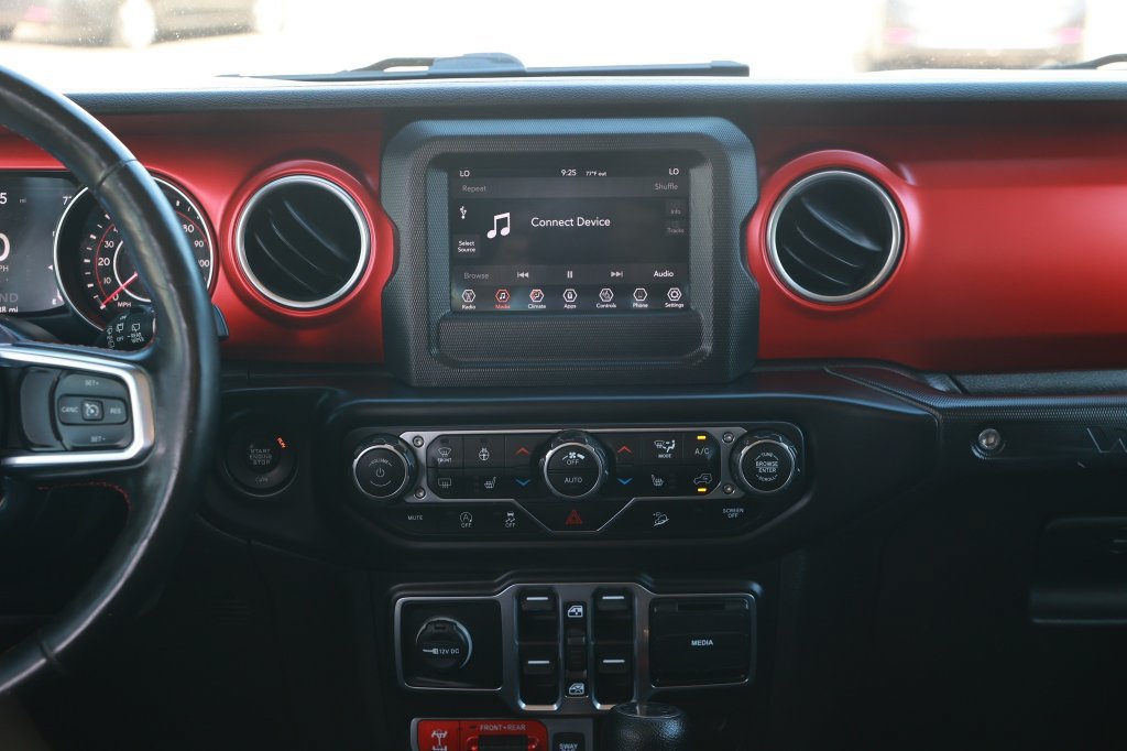 Used 2019 Jeep Wrangler Unlimited Rubicon w/ Cold Weather Group AWD/4WD image 30