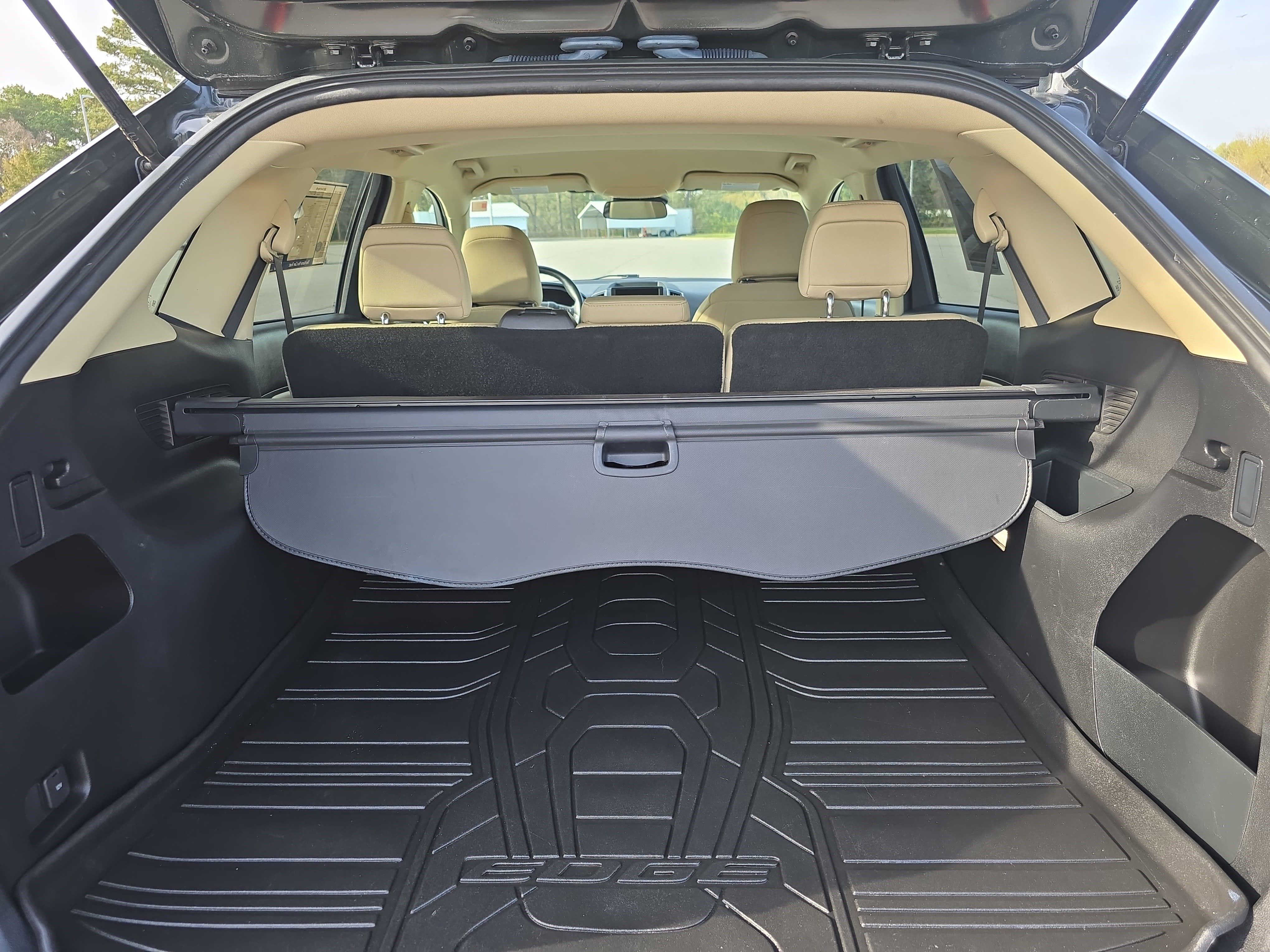 Used 2023 Ford Edge SE image 14