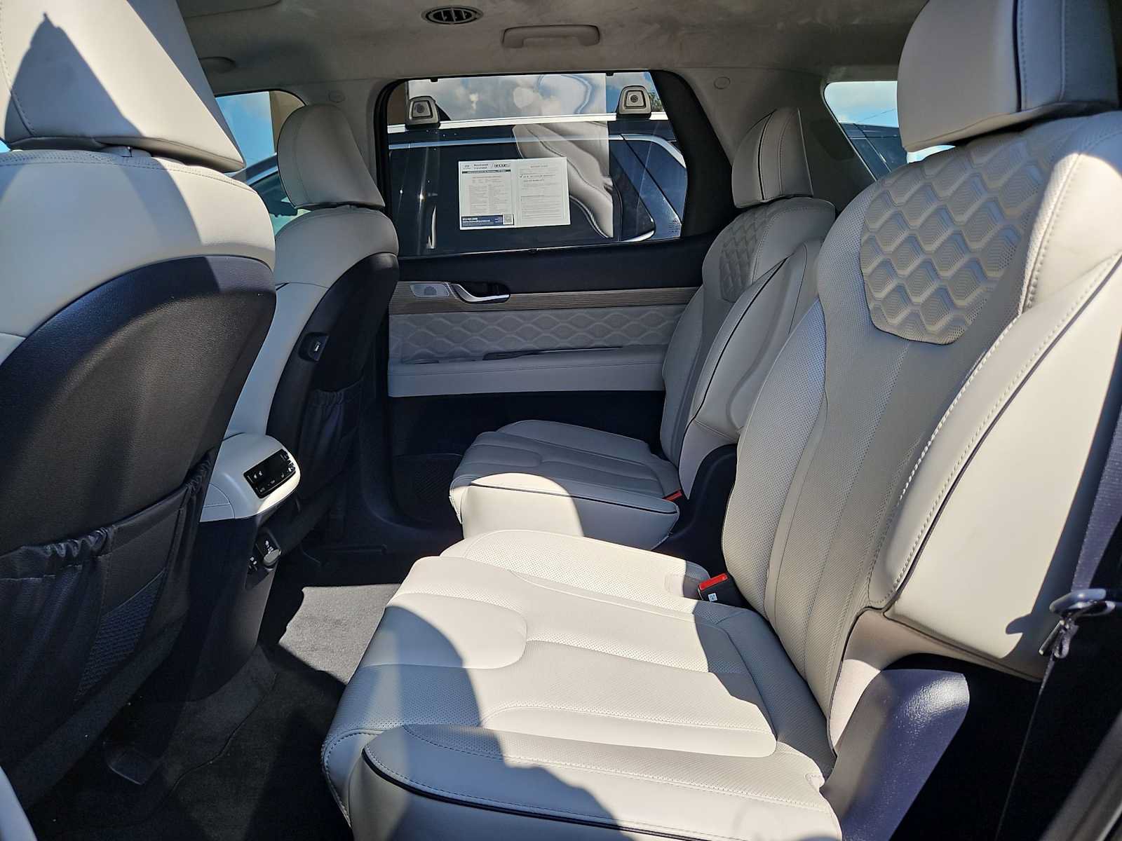 Certified 2022 Hyundai Palisade Calligraphy AWD/4WD image 13
