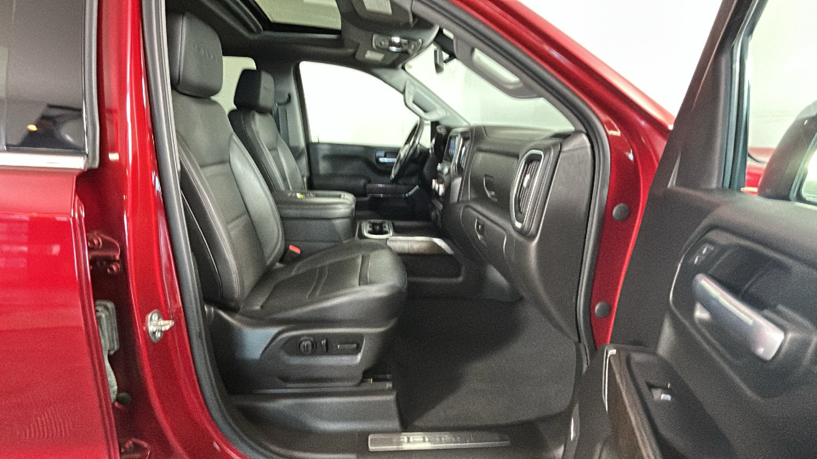 Used 2021 GMC Sierra 1500 Denali AWD/4WD image 36