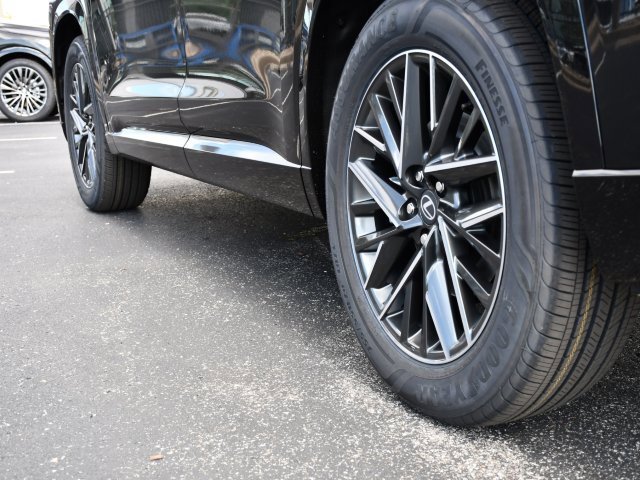New 2026 Lexus TX 350 AWD image 9
