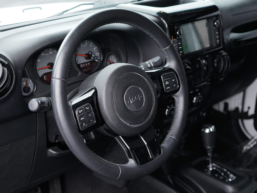 Used 2017 Jeep Wrangler Unlimited Sahara AWD/4WD image 14