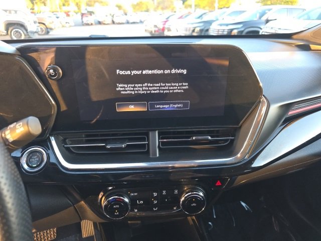 Used 2024 Chevrolet Trax RS w/ Driver Confidence Package image 18