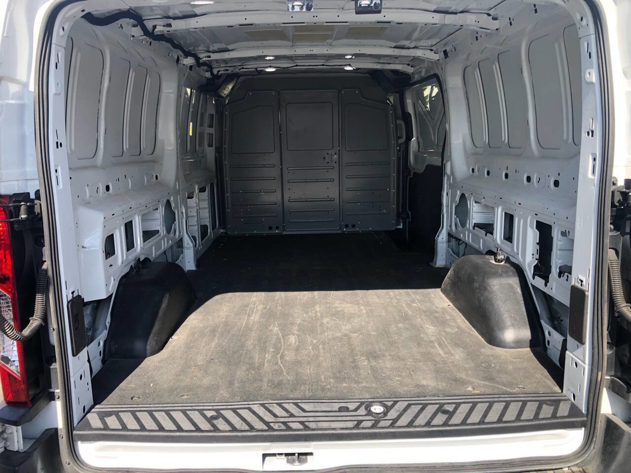 Used 2019 Ford Transit 150 150 3dr LWB Low Roof Cargo Van image 4