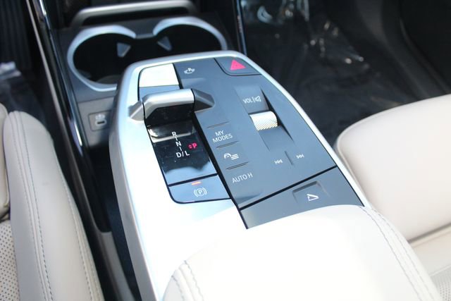 Used 2025 BMW X1 xDrive28i w/ Convenience Package image 15