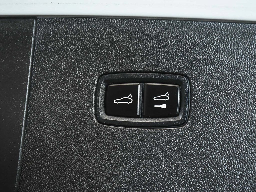 Used 2023 Porsche Cayenne Turbo S AWD/4WD image 72
