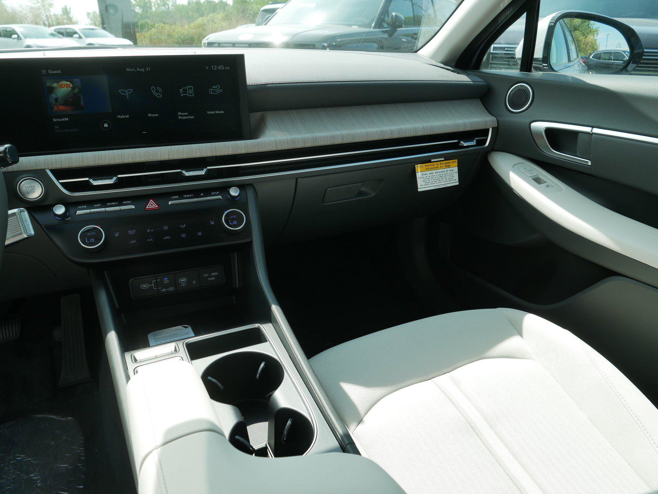 New 2026 Hyundai Sonata SEL FWD image 8