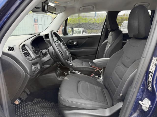 Used 2017 Jeep Renegade Altitude AWD/4WD image 7