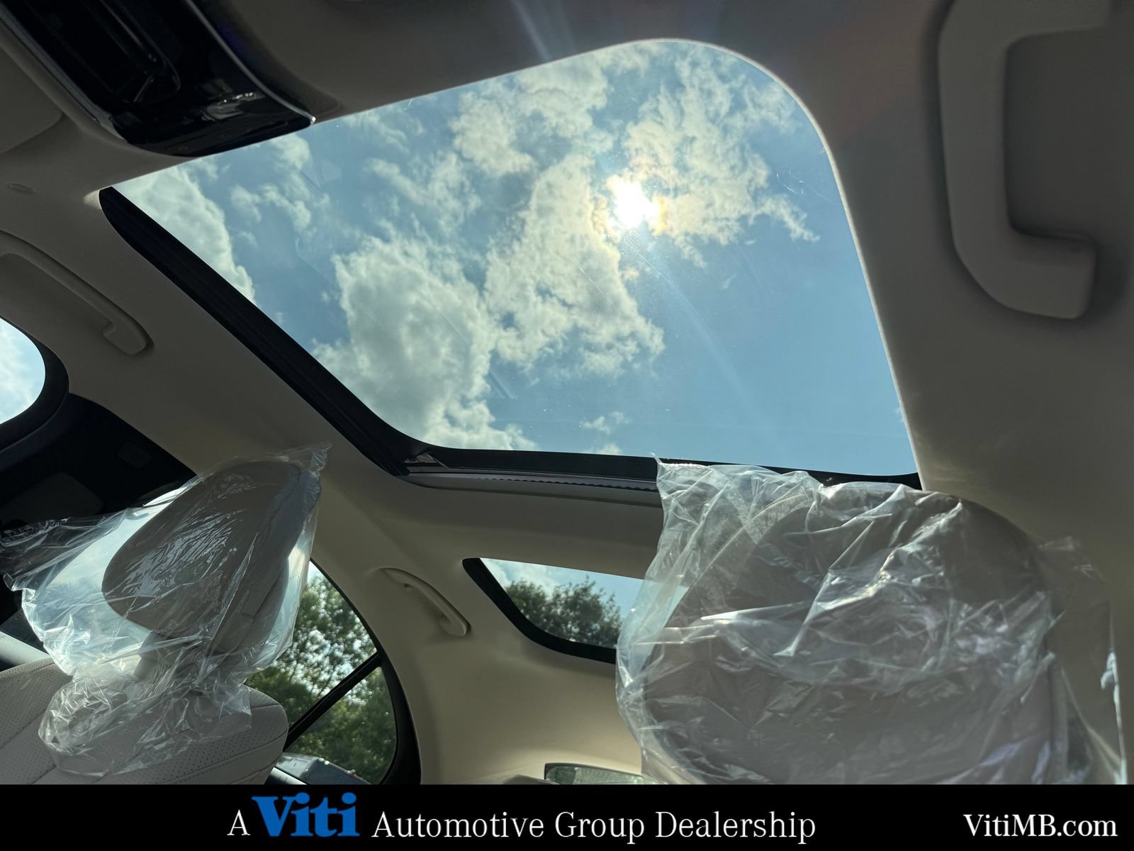 New 2027 Mercedes-Benz E 450 4MATIC Sedan image 14