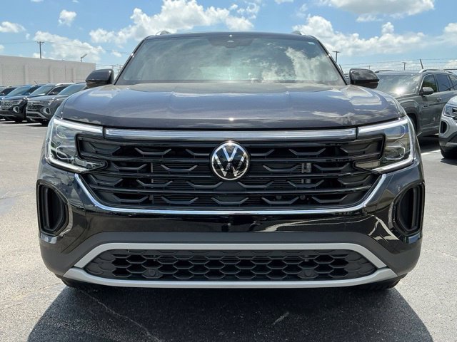 New 2026 Volkswagen Atlas Cross Sport SE FWD image 8