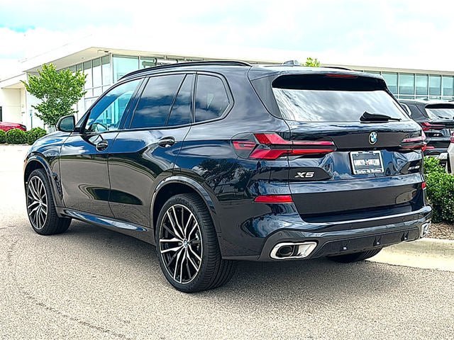 New 2026 BMW X5 xDrive40i w/ M Sport Package AWD/4WD image 35