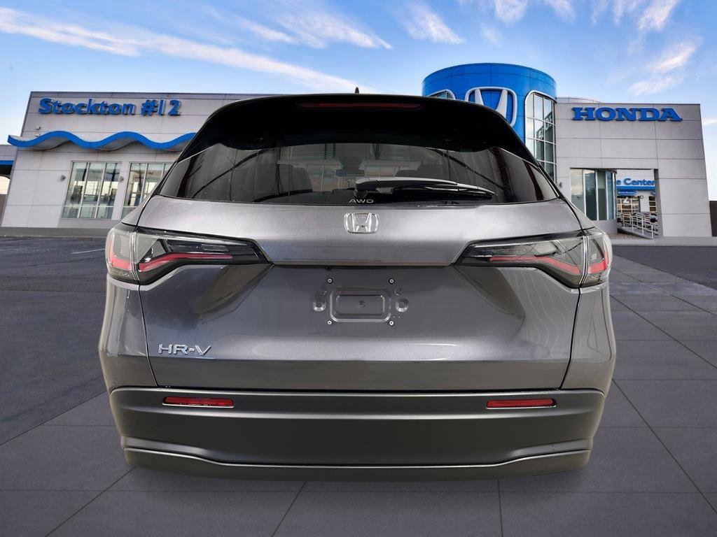 New 2026 Honda HR-V LX image 4