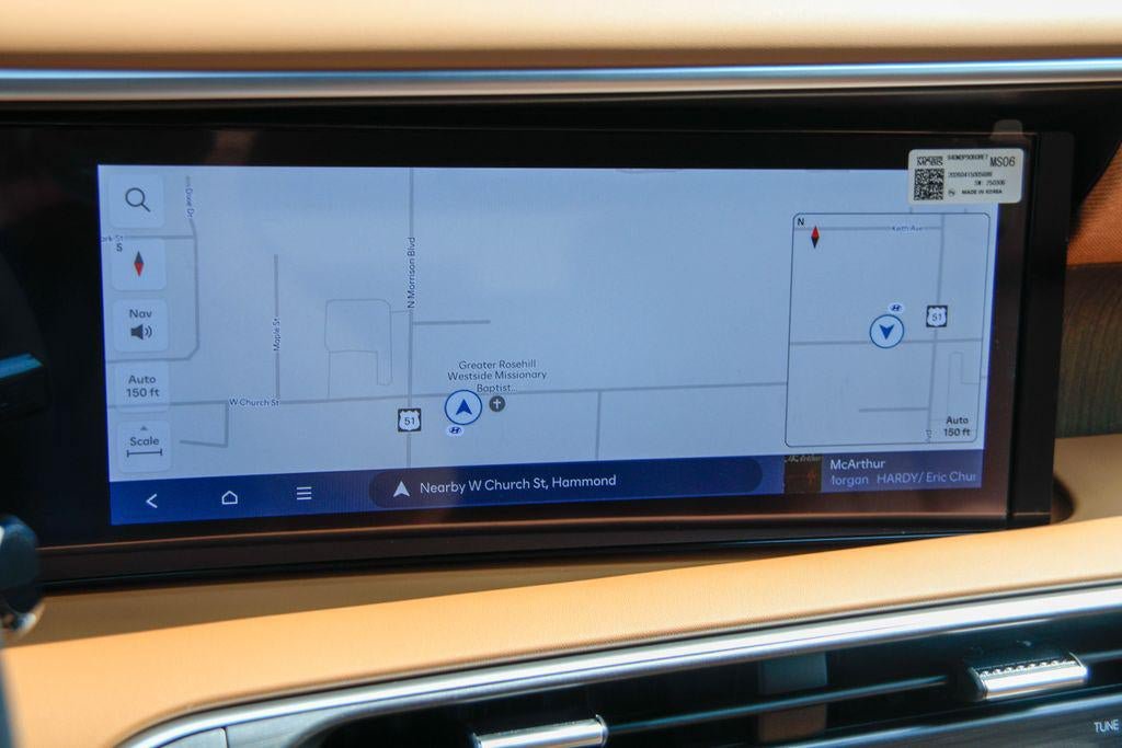 New 2026 Hyundai Palisade Calligraphy FWD image 3