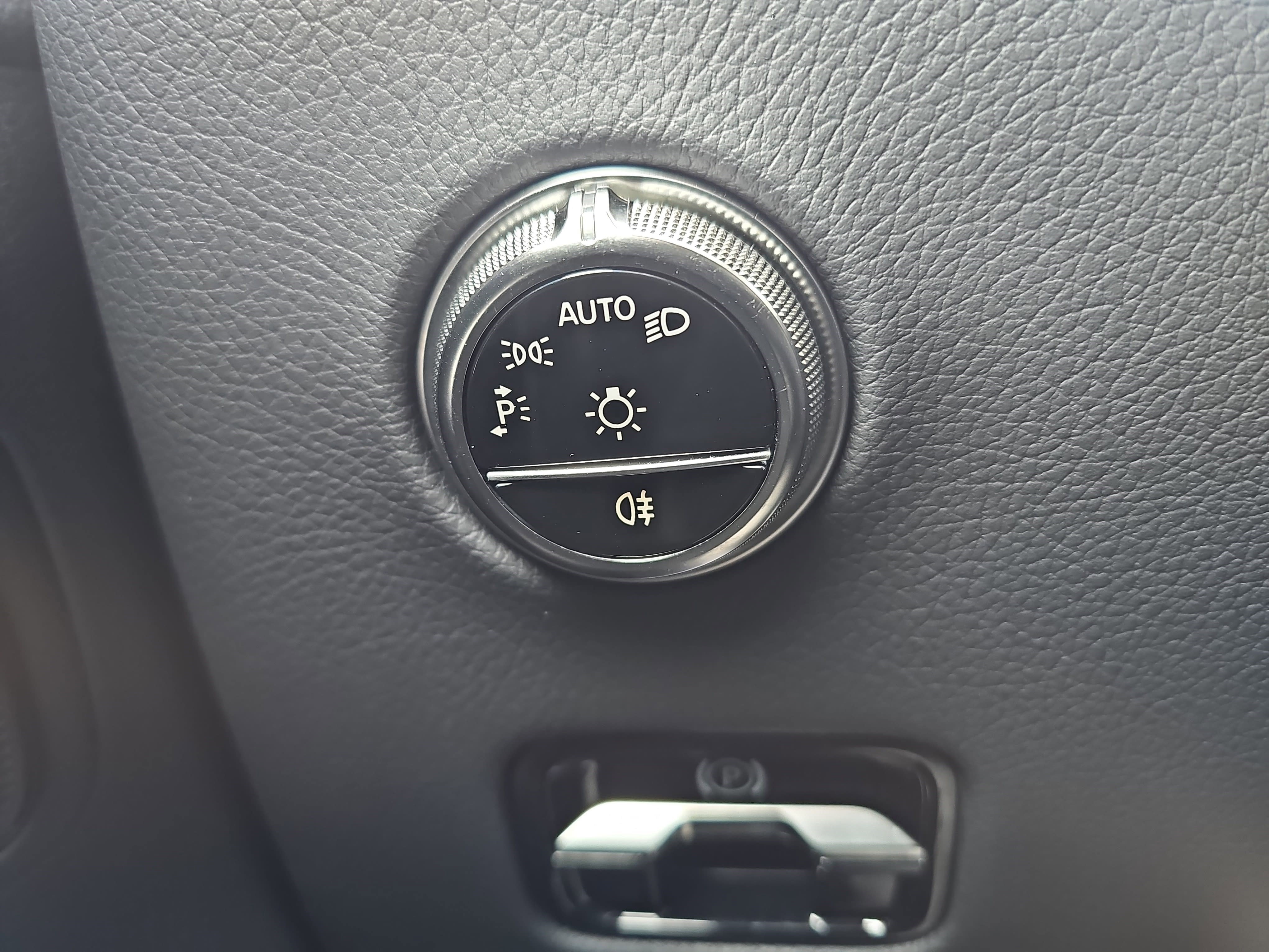 Certified 2026 Mercedes-Benz GLC 300 GLC 300 image 27