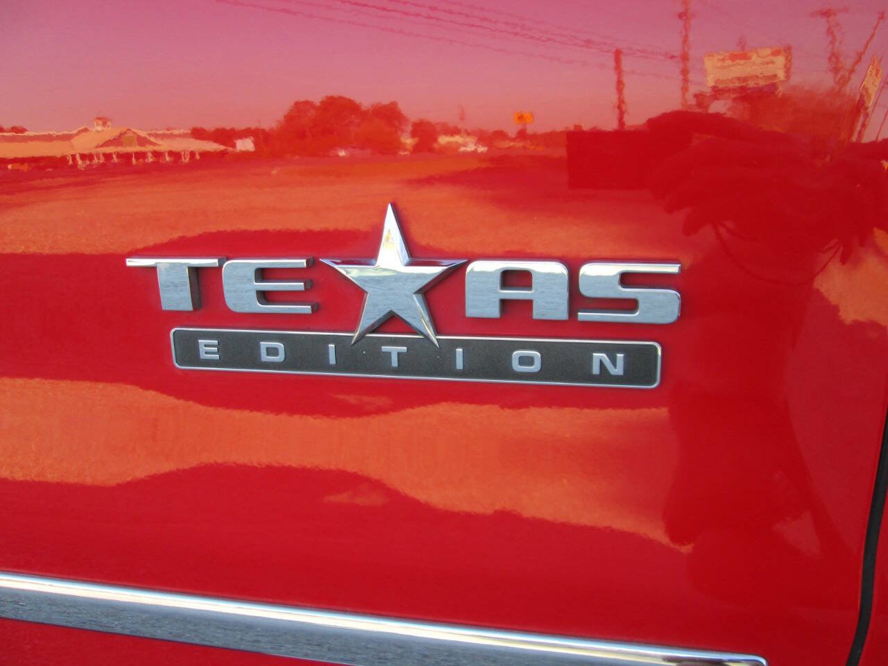 Used 2018 Chevrolet Silverado 1500 LTZ w/ Texas Edition image 50