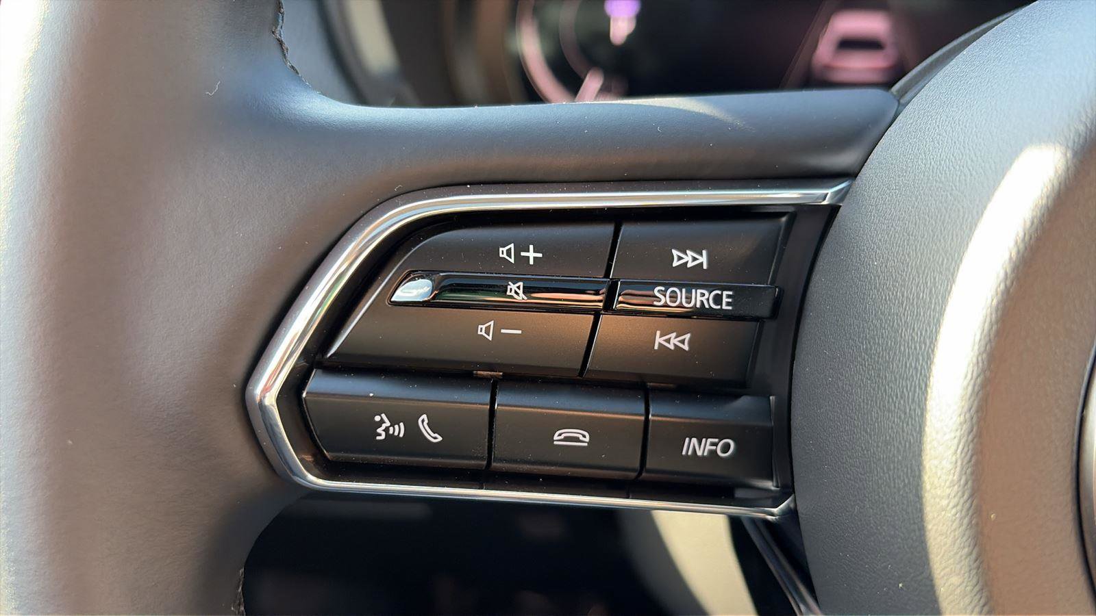 New 2025 MAZDA CX-70 Plug-In Hybrid w/ Premium Pkg image 19