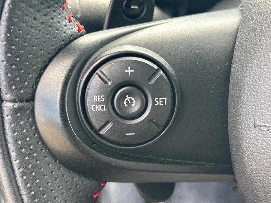 Used 2020 MINI Cooper S w/ Signature Upholstery Package FWD image 22