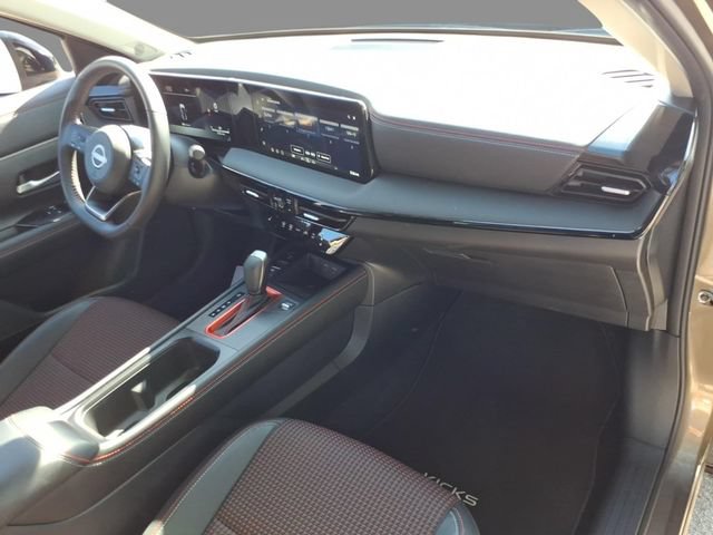 Certified 2026 Nissan Kicks SR w/ Cold Weather Package AWD/4WD image 13