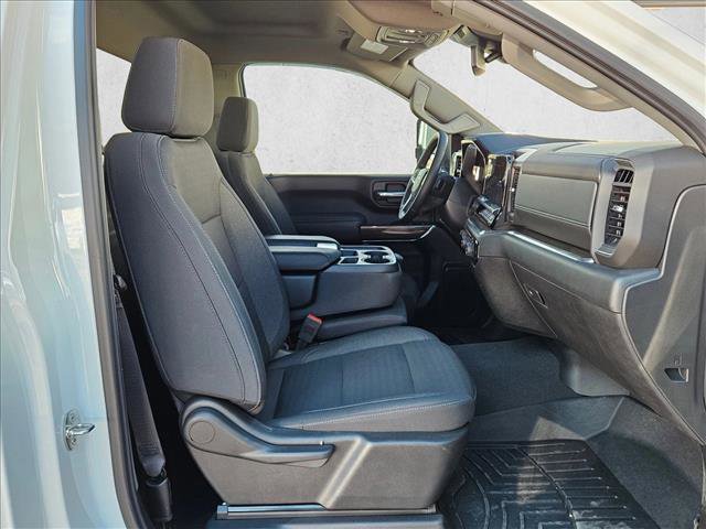 Used 2024 Chevrolet Silverado 2500 LT w/ Convenience Package image 18