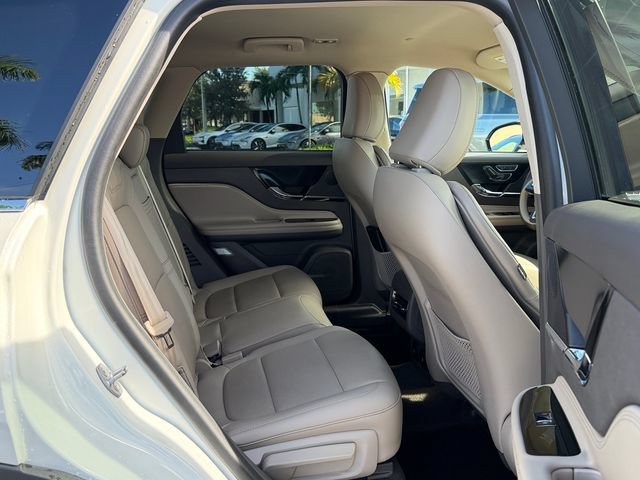 Used 2023 Lincoln Corsair Reserve w/ Equipment Group 201A FWD image 15
