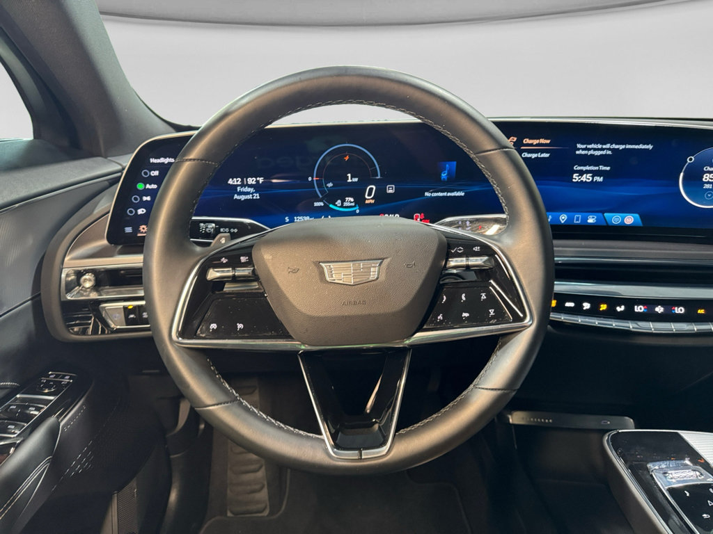 Used 2024 Cadillac Lyriq Tech AWD/4WD image 9