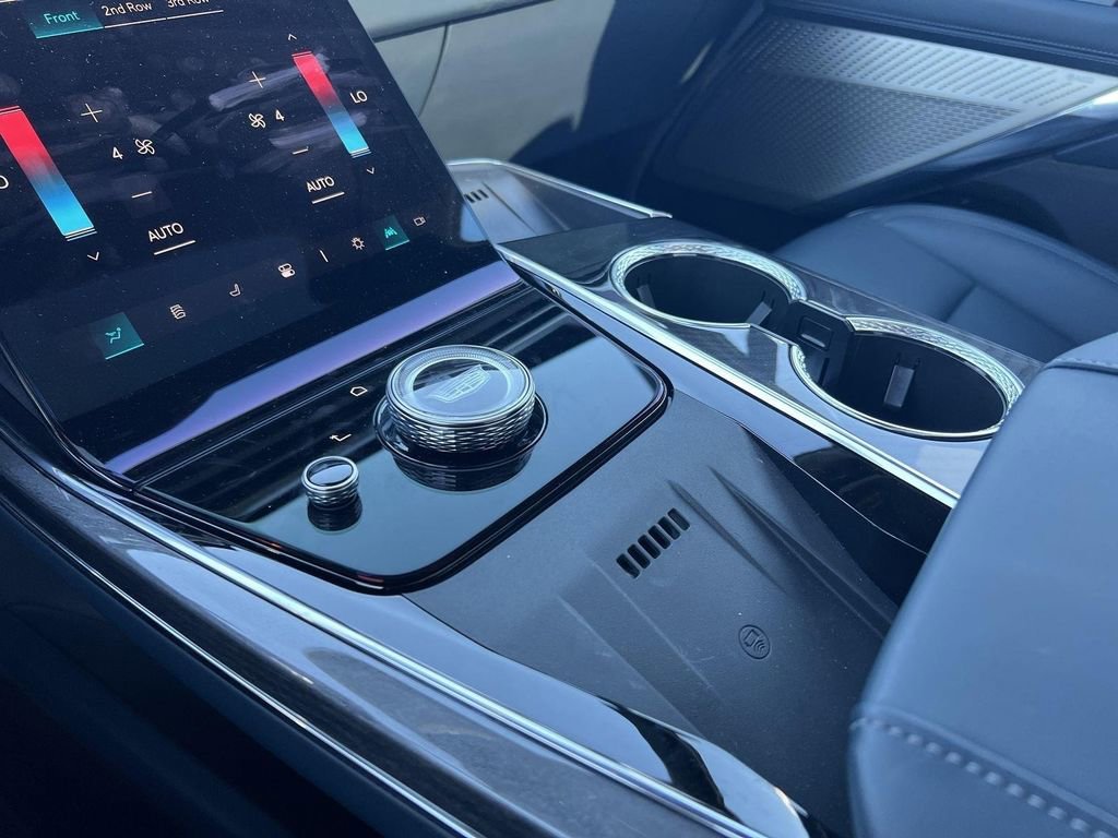 New 2025 Cadillac Escalade IQ Luxury 2 AWD/4WD image 22