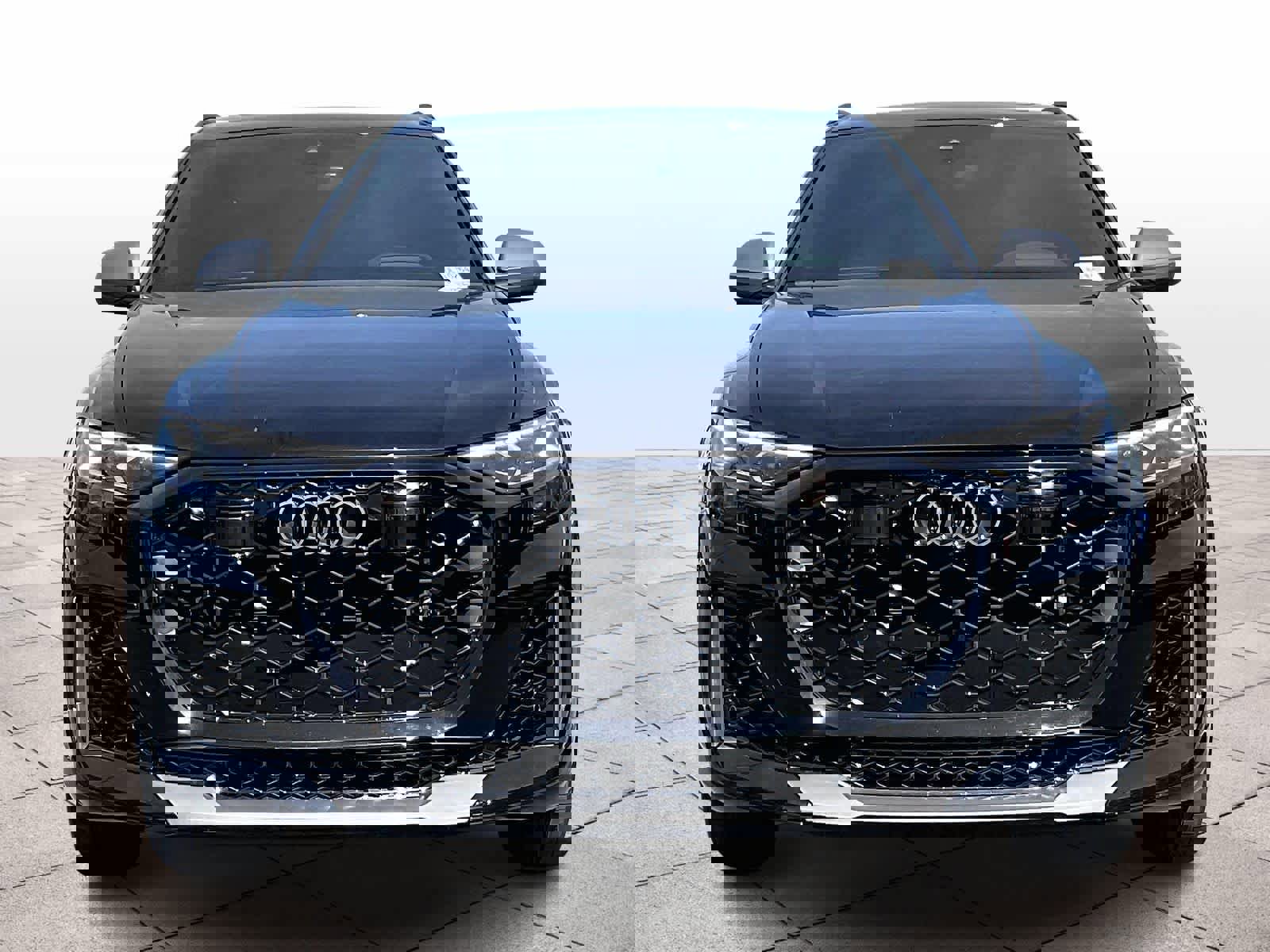 Used 2025 Audi RS Q8 performance image 3