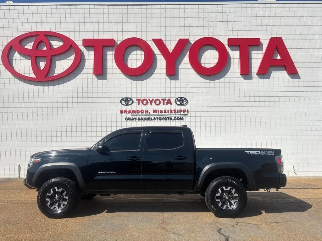 Used 2021 Toyota Tacoma TRD Off-Road w/ Technology Package image 3