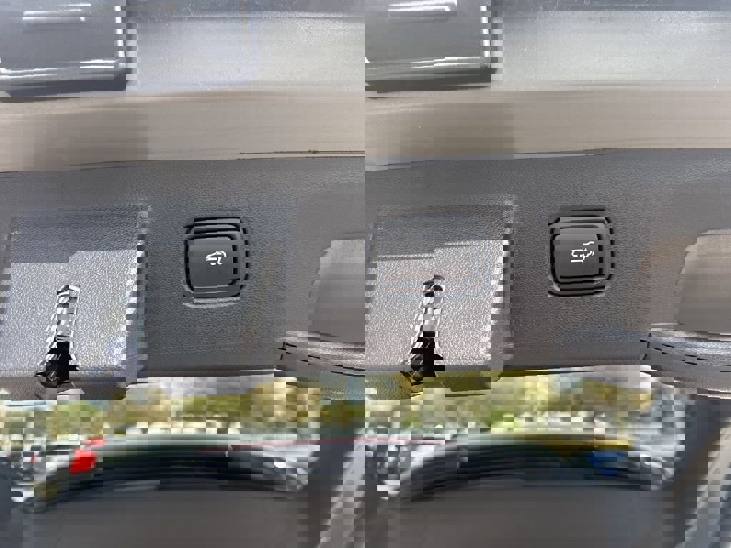 Used 2026 Hyundai Tucson Limited image 15