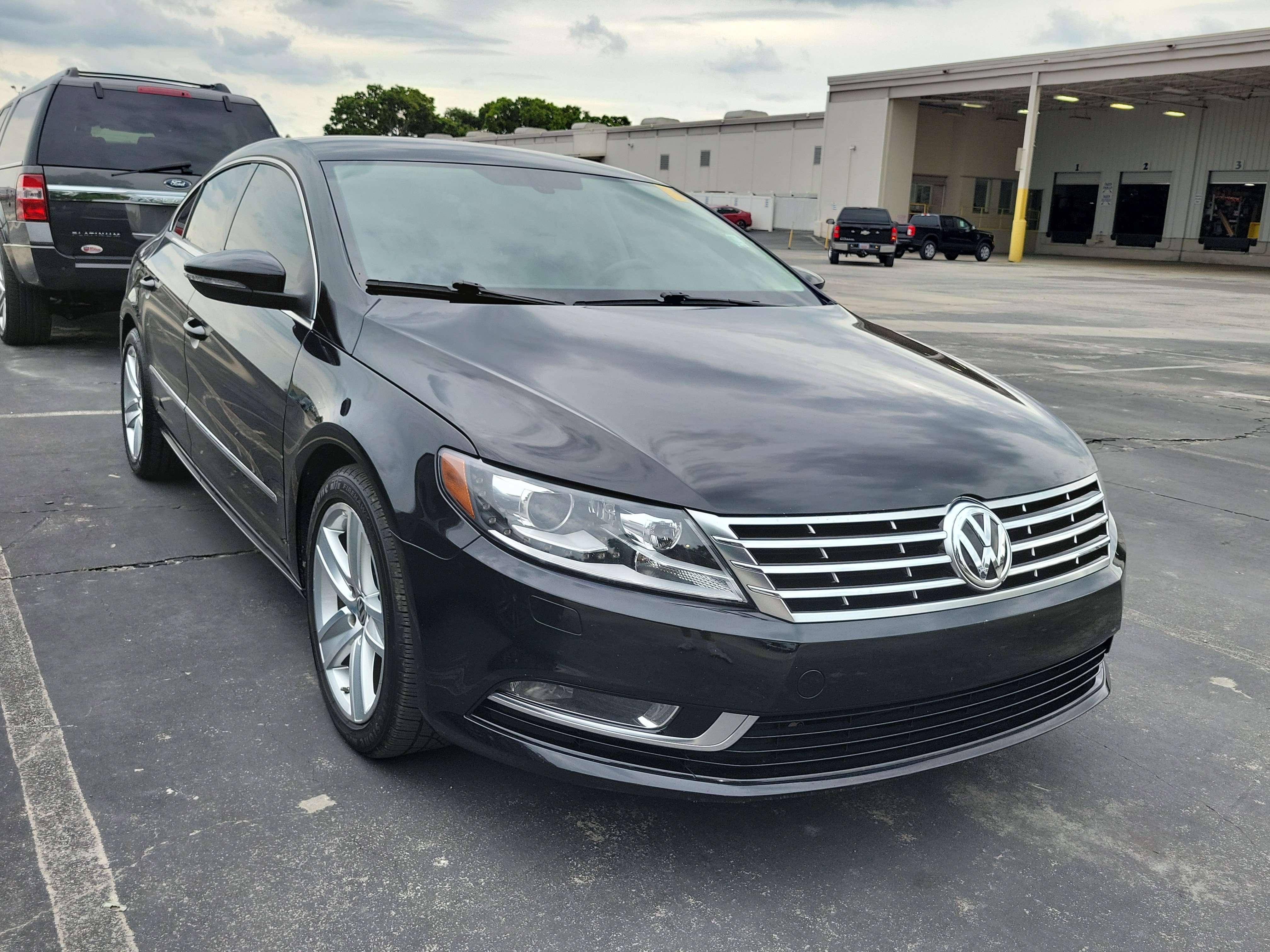 Used 2013 Volkswagen CC Sport FWD image 6