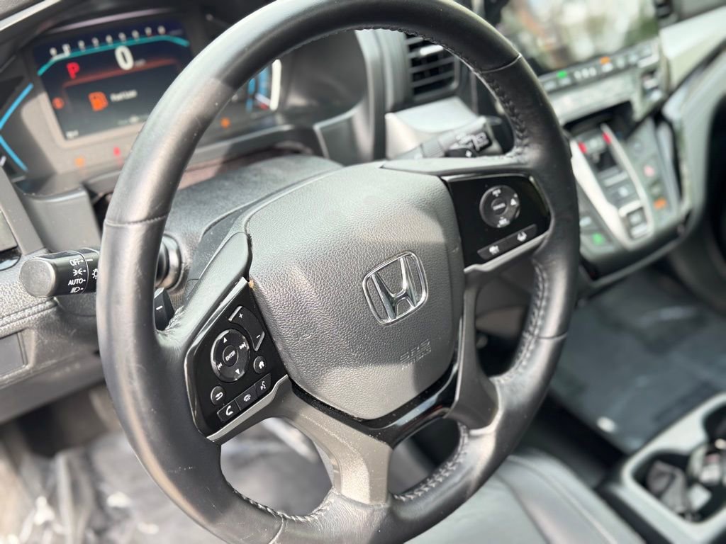 Used 2024 Honda Odyssey Touring image 16