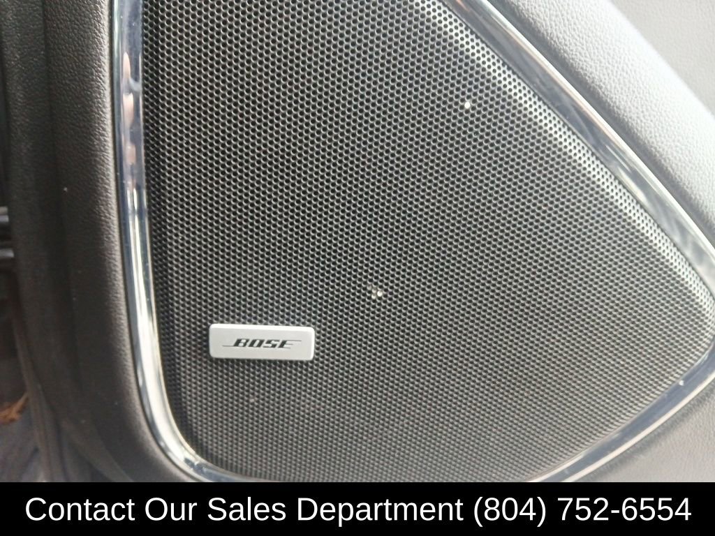 Used 2018 Chevrolet Suburban LT image 31