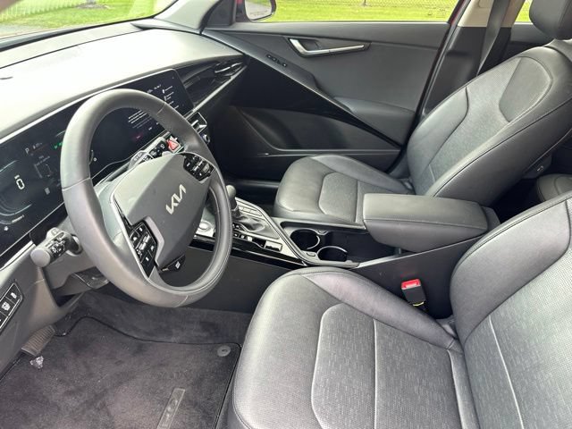 Certified 2024 Kia Niro FWD image 7