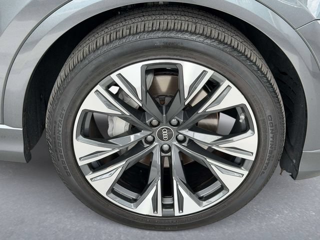 Used 2026 Audi Q8 Premium Plus AWD/4WD image 8