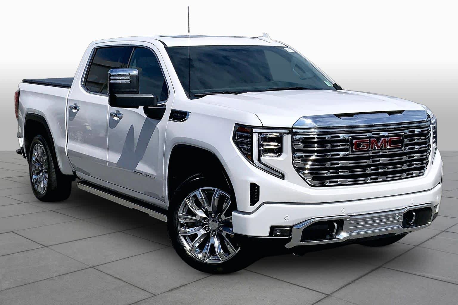 Used 2024 GMC Sierra 1500 Denali w/ Denali Reserve Package image 3