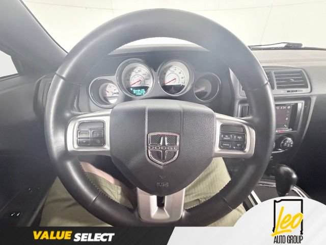 Used 2013 Dodge Challenger SXT RWD image 14