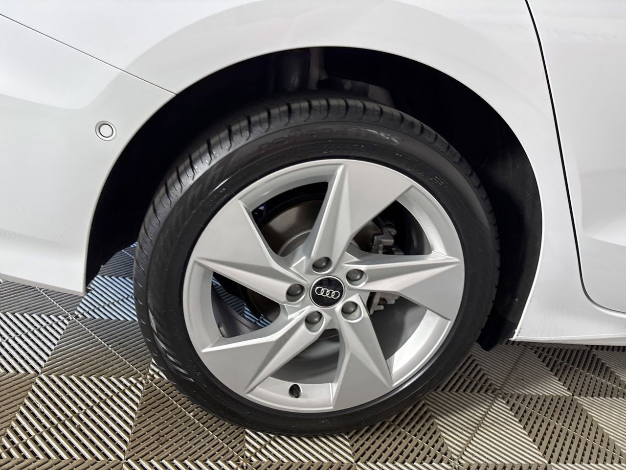 Used 2024 Audi A3 2.0T Premium image 31