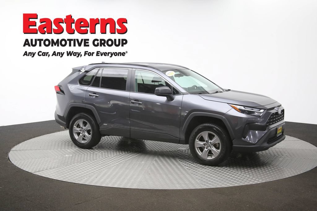 Used 2023 Toyota RAV4 LE AWD/4WD image 46