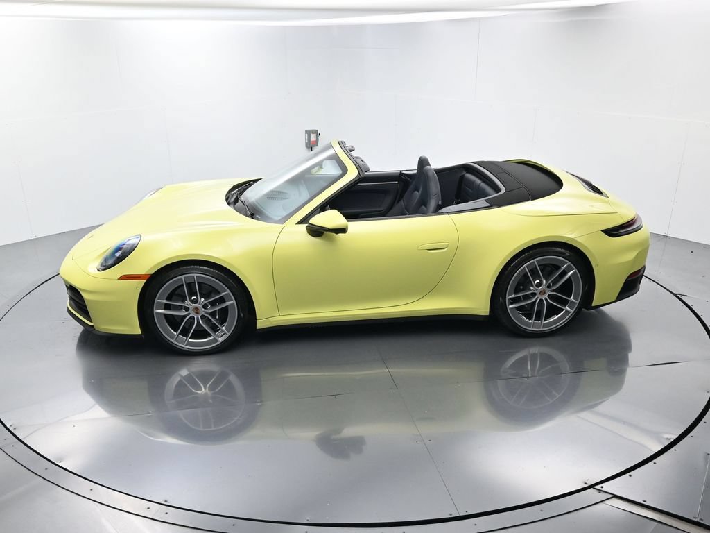Certified 2025 Porsche 911 Carrera RWD image 41