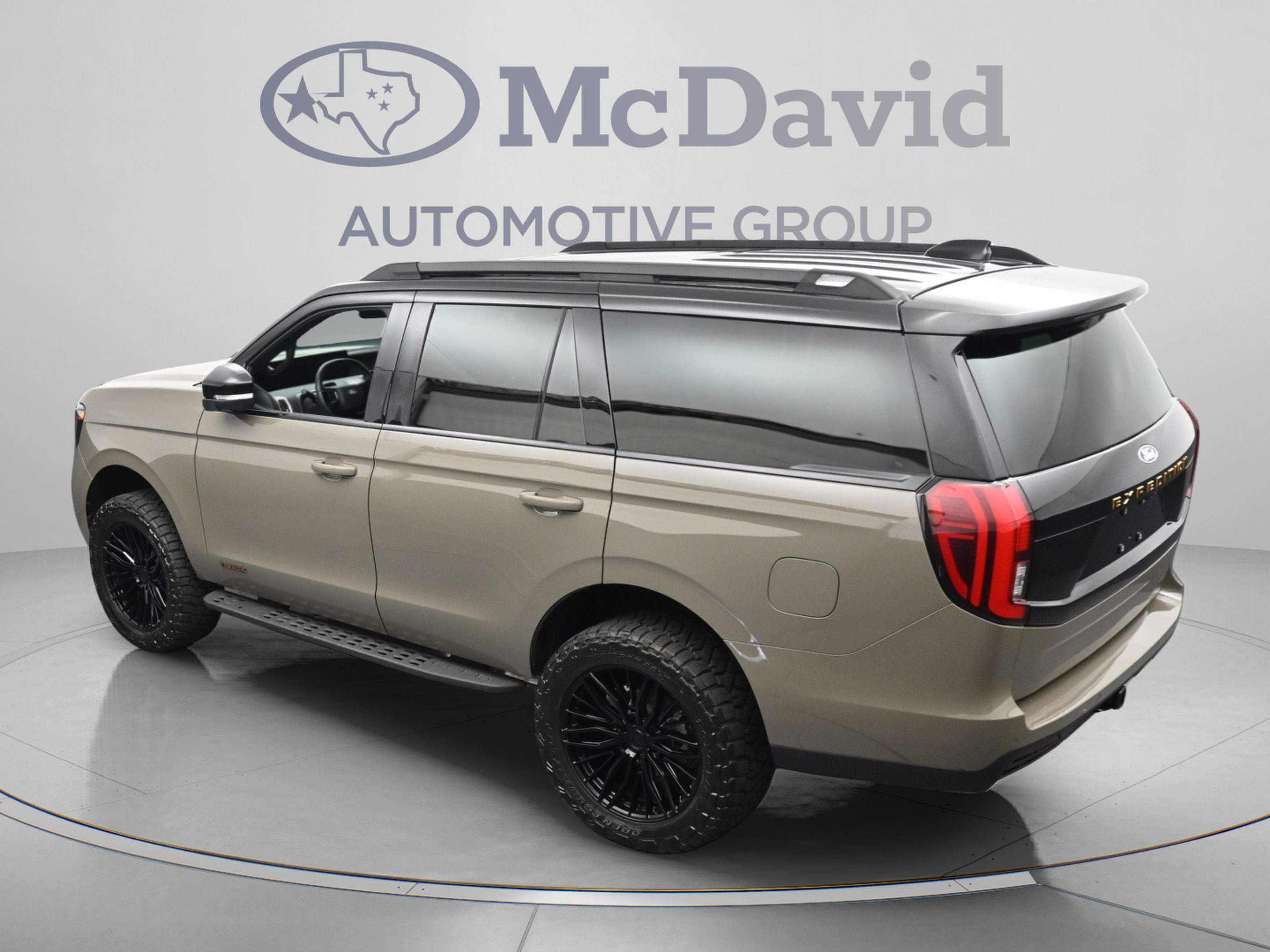 Used 2027 Ford Expedition Tremor w/ Driver's Package AWD/4WD image 38