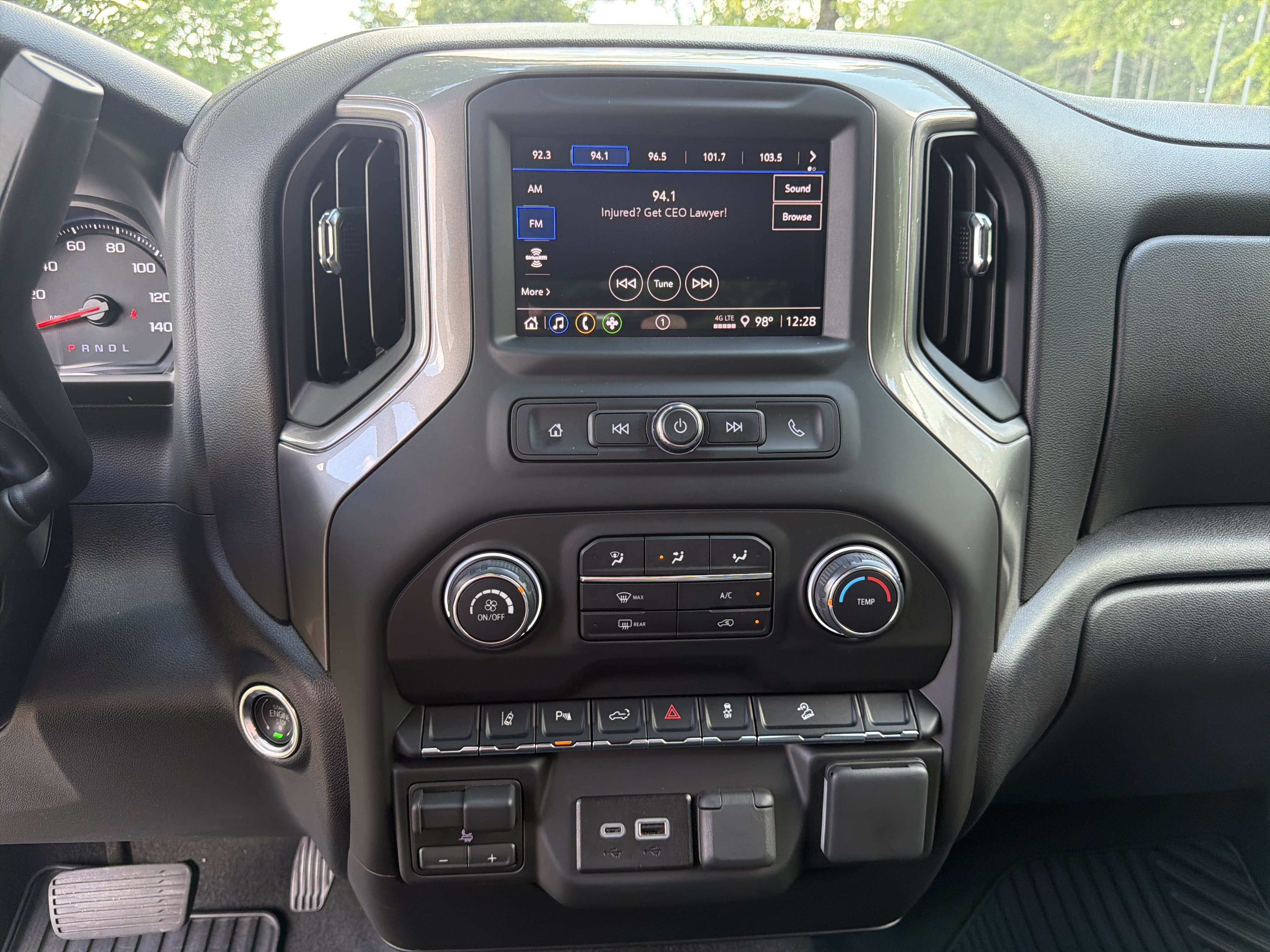Used 2026 Chevrolet Silverado 2500 Custom w/ Custom Value Package AWD/4WD image 26