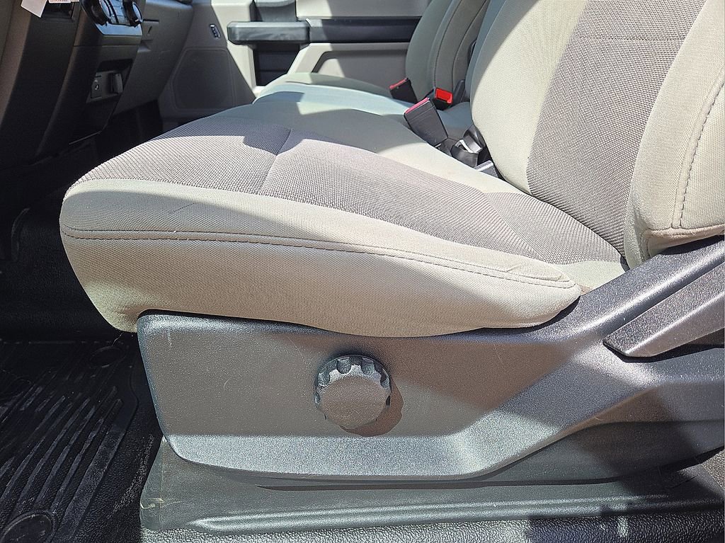 Used 2021 Ford F350 XL w/ Power Equipment Group image 18