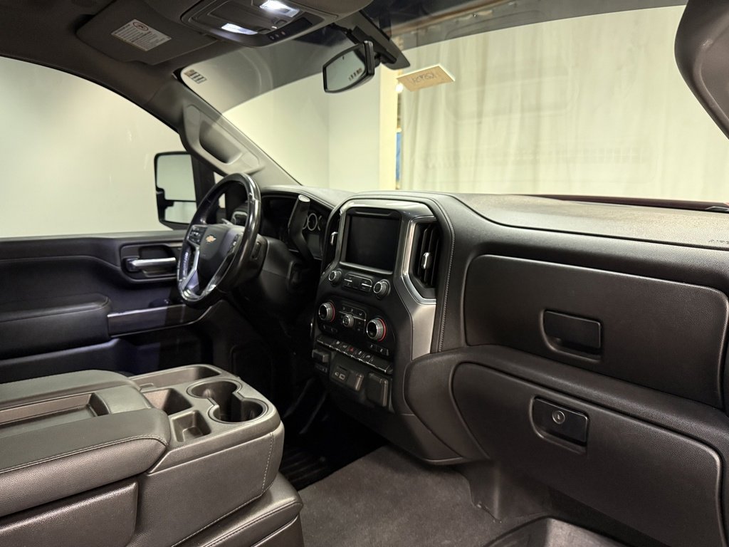 Used 2020 Chevrolet Silverado 2500 LTZ image 15