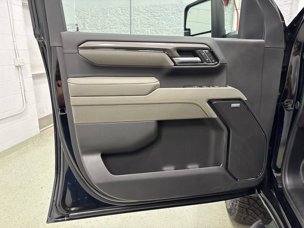 New 2026 Chevrolet Silverado 2500 ZR2 w/ ZR2 Bison Edition AWD/4WD image 16