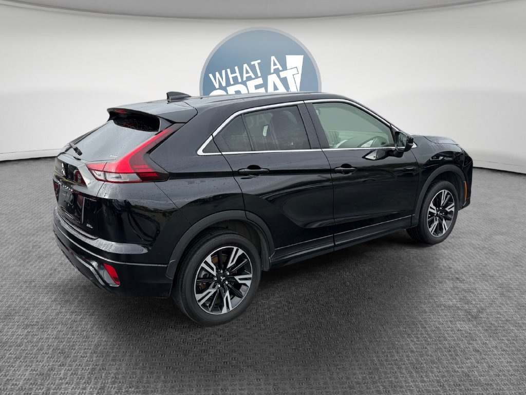 Used 2025 Mitsubishi Eclipse Cross SEL AWD/4WD image 3