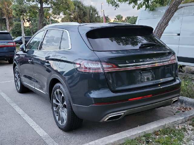 Certified 2023 Lincoln Nautilus Reserve FWD image 4