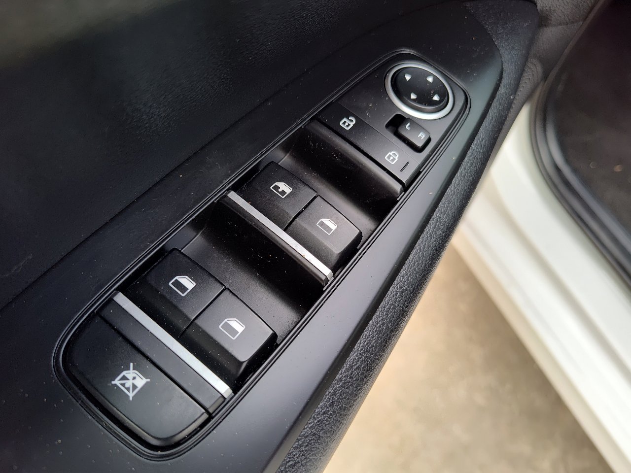 Used 2023 Kia Forte LXS image 14